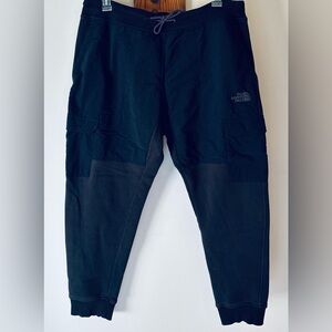 The North Face Apex Flex
FUTURELIGHT Men’s Goose Down Insulated Pants Size XL